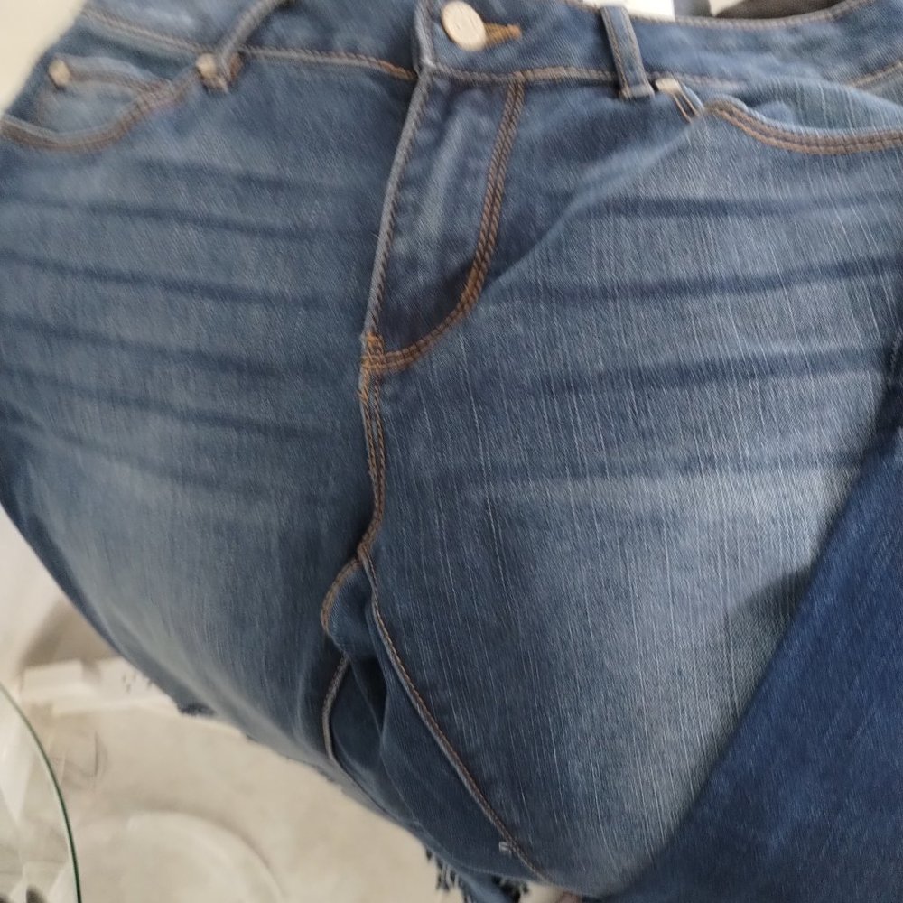 Blue jeans - Picture 3 of 7